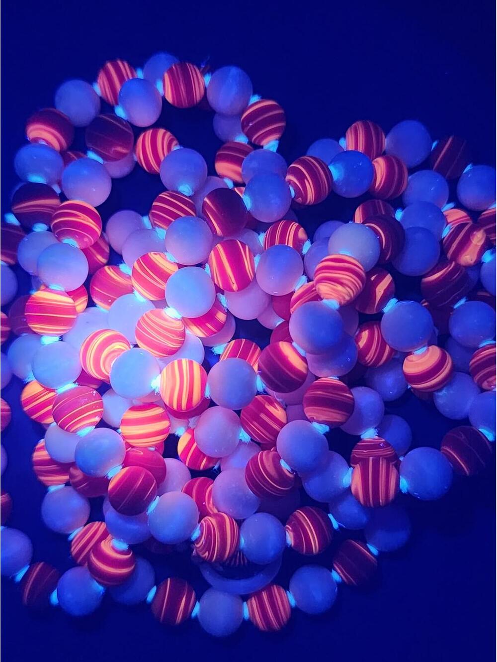 Vintage Japan Cherry Swirl Glass Opera Necklace 62" 132g UV Reactive Silk Knot